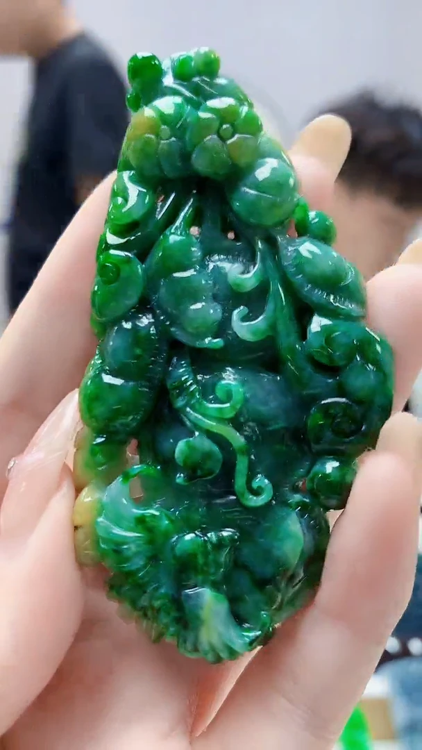 未镶嵌定制翡翠王*涛5145DD-毛货挂件88