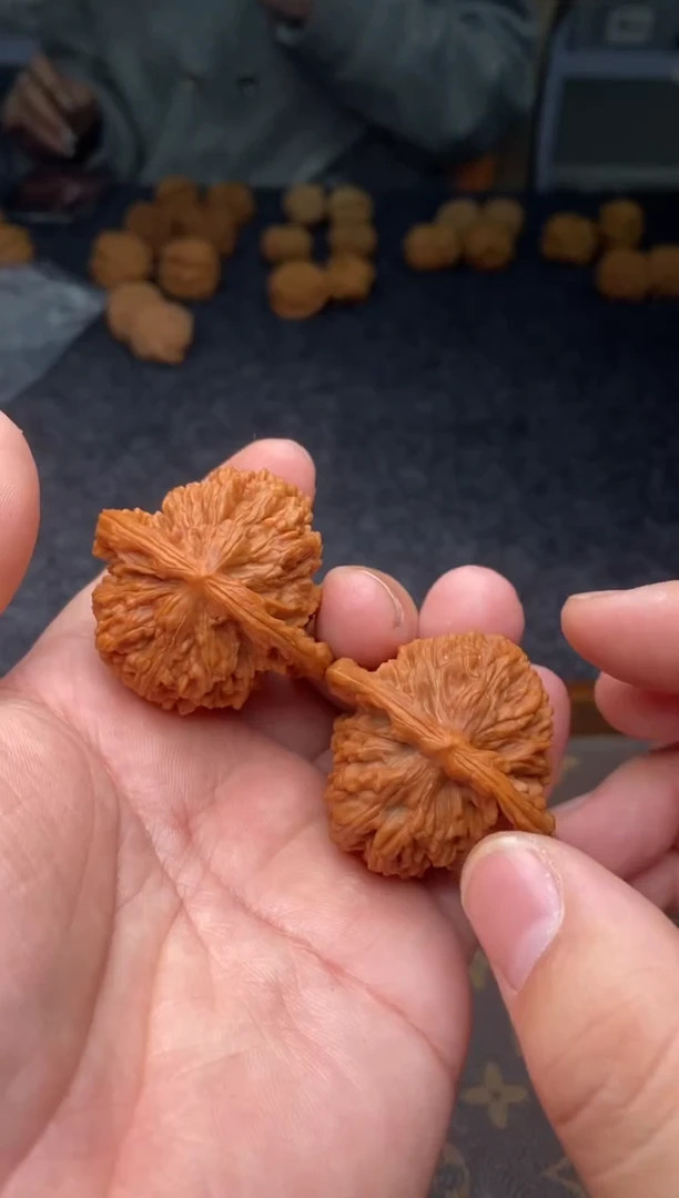 把件文玩核桃B09号四座楼44尺