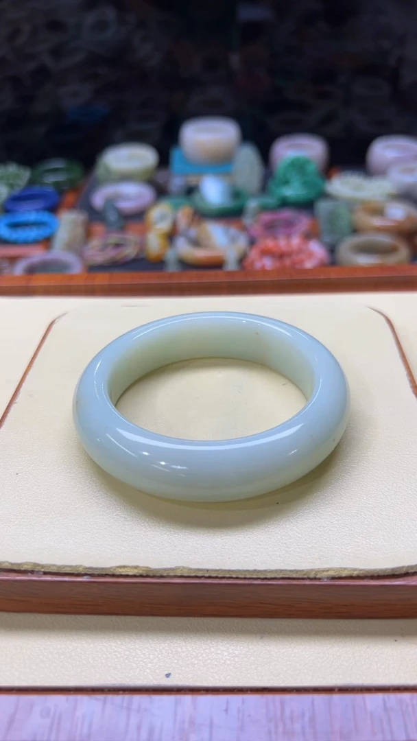 未镶嵌手镯石英质玉好*003