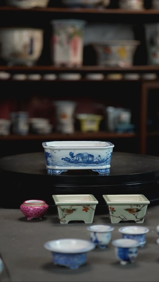 釉下青花手绘盆如***✪釉下青花手绘盆 如*✪