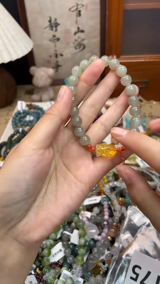 未镶嵌和田玉手饰175