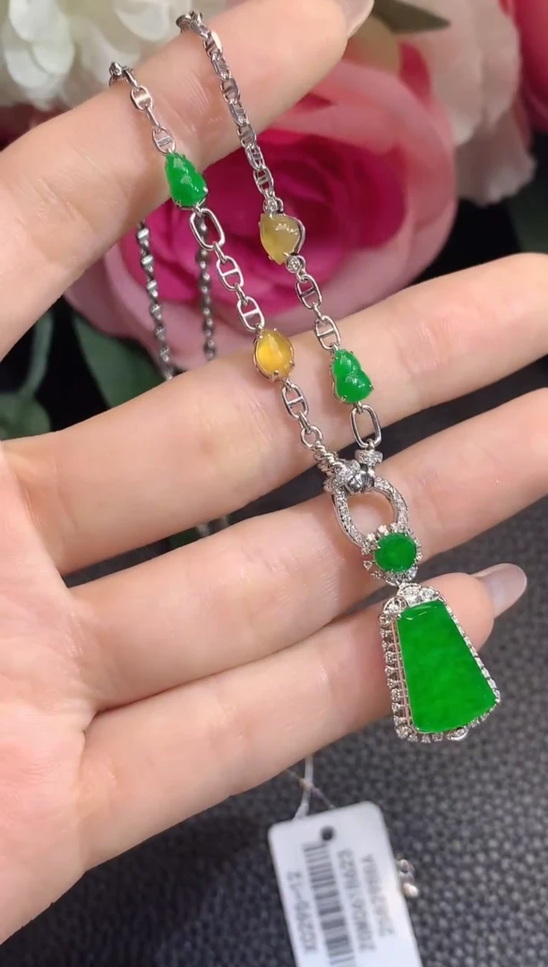 套链18K金镶嵌翡翠A114 多样性发一件