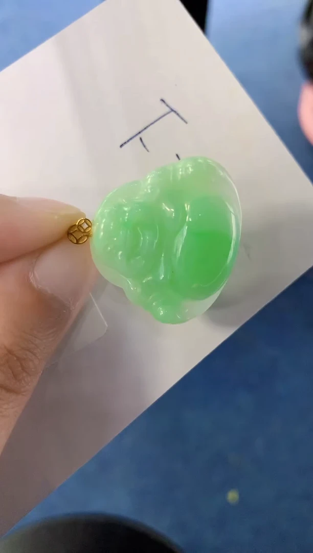 翡翠18K金镶嵌颈饰000000000