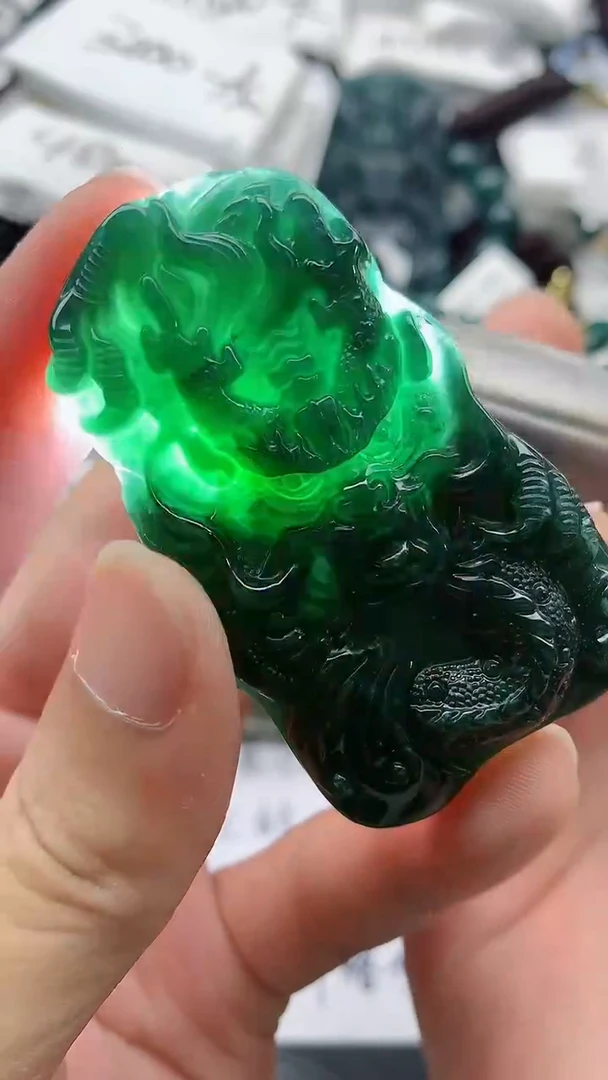 翡翠未镶嵌颈饰888