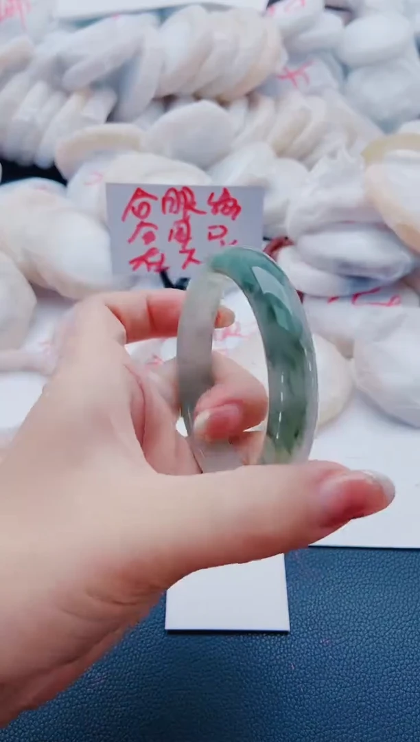 未镶嵌手镯石英质玉H194-57-58