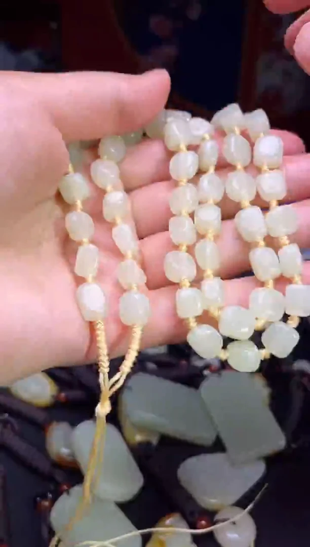 颈饰未镶嵌和田玉321