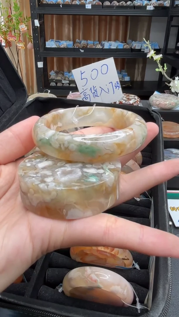 未镶嵌手镯石英质玉A250(58圈赠送镯心)