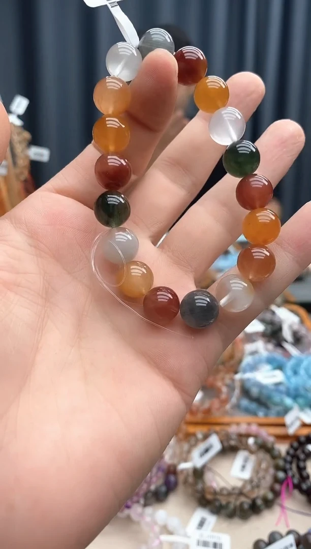 水晶手链未镶嵌彩兔毛