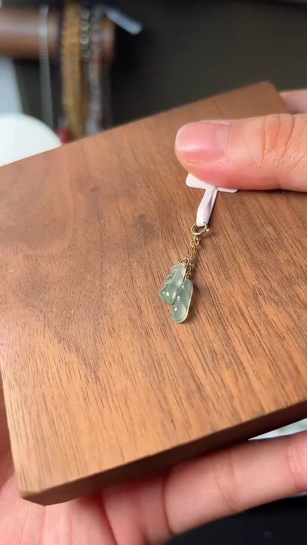 吊坠(不含链)未镶嵌翡翠孤品738