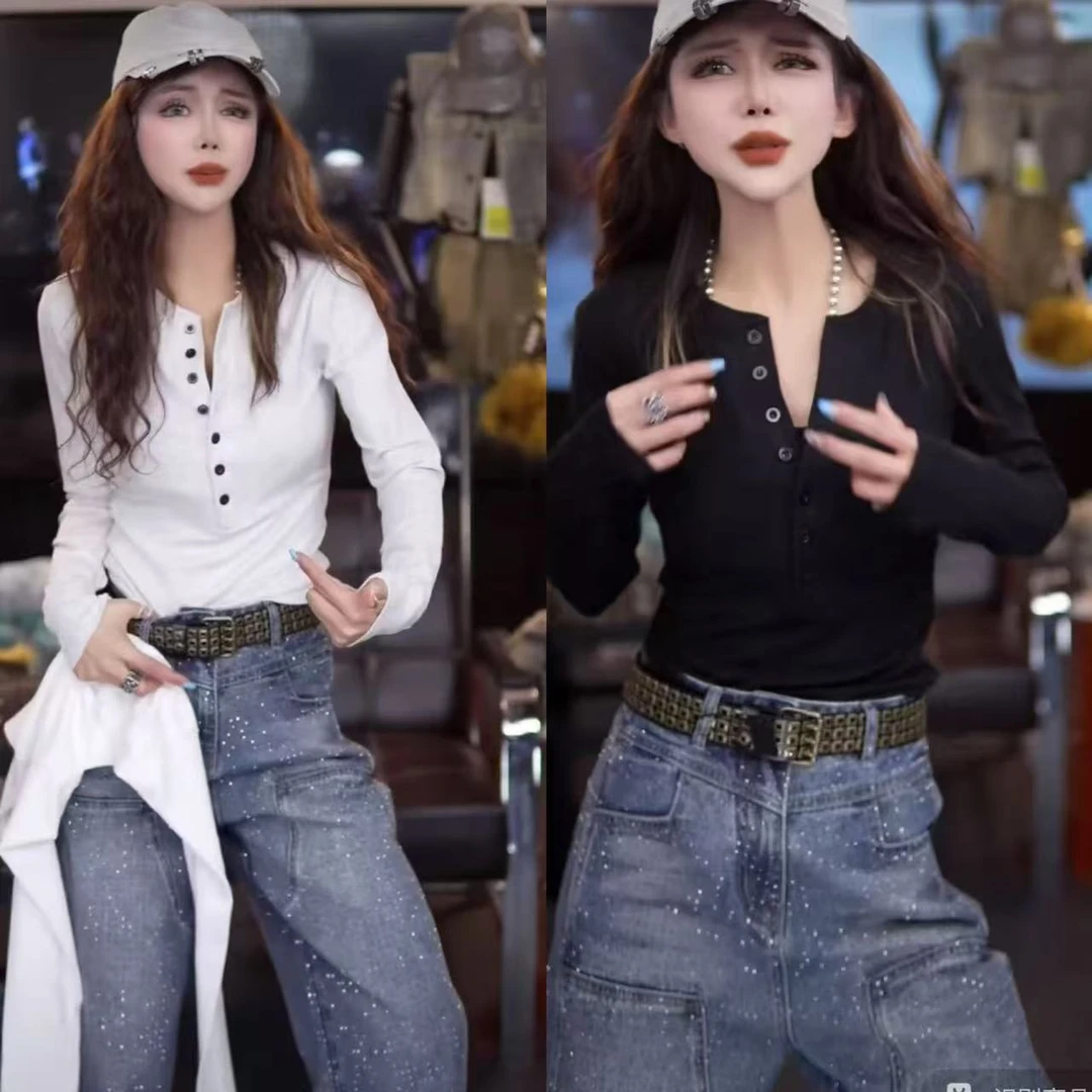 星宝设计感辣妹2025春夏新款半纽扣修身显瘦收腰上衣服