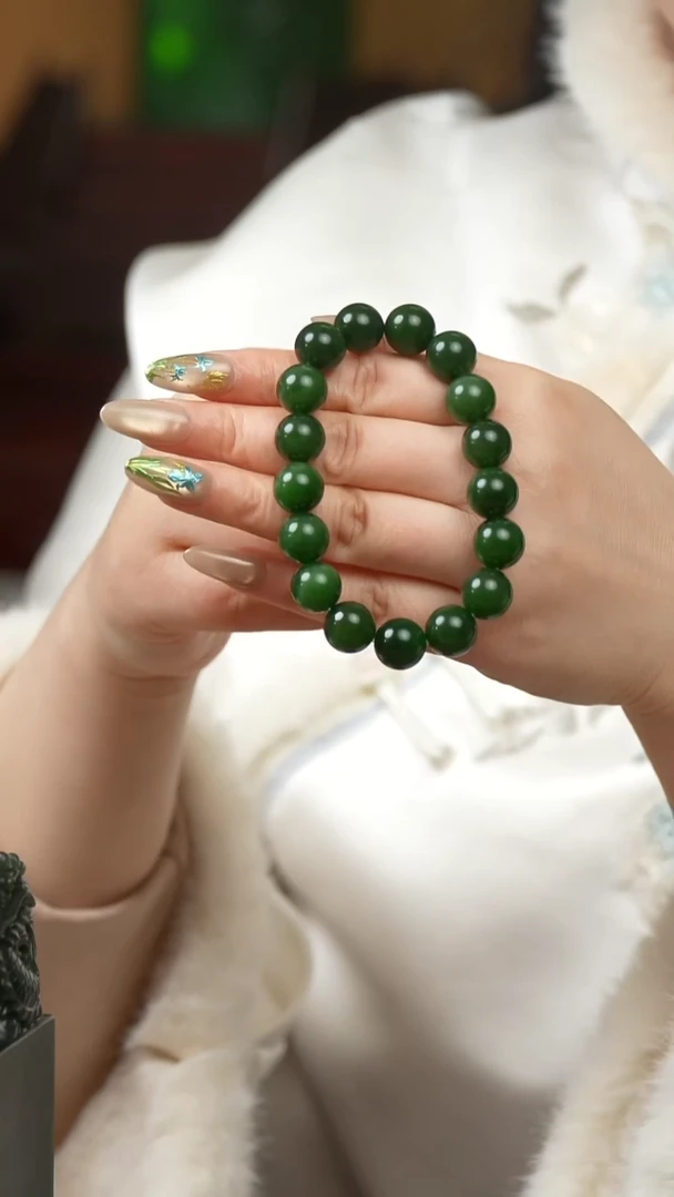 未镶嵌和田玉把件手串（多样性发货）