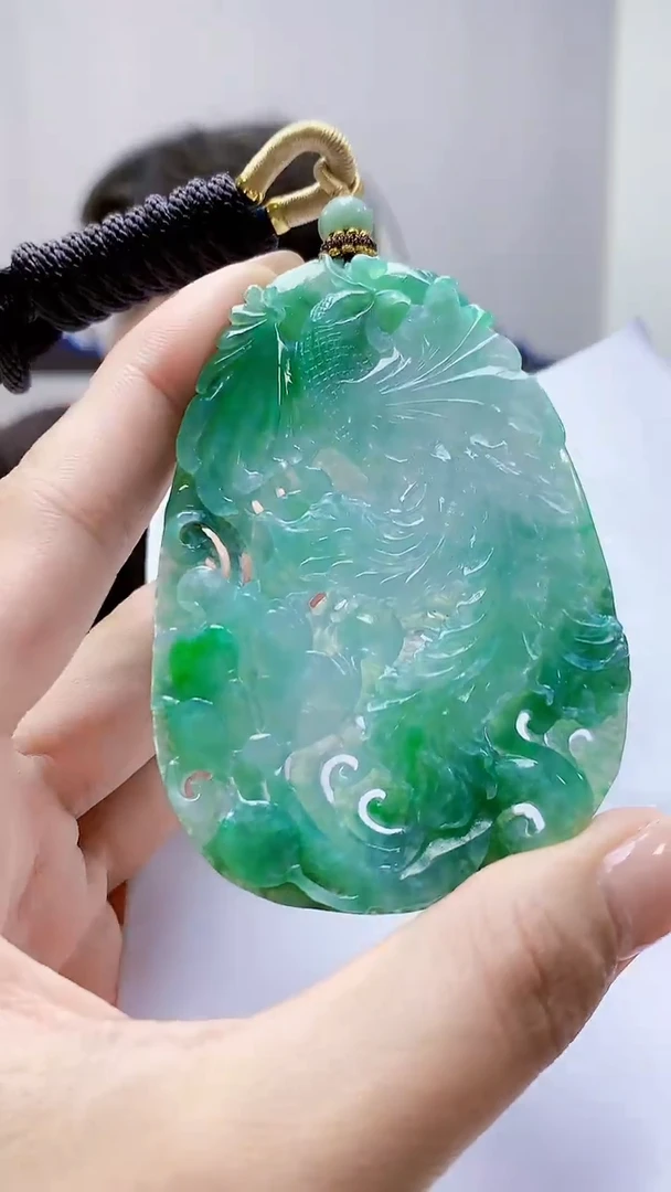 未镶嵌定制翡翠5145MM-毛货挂件145