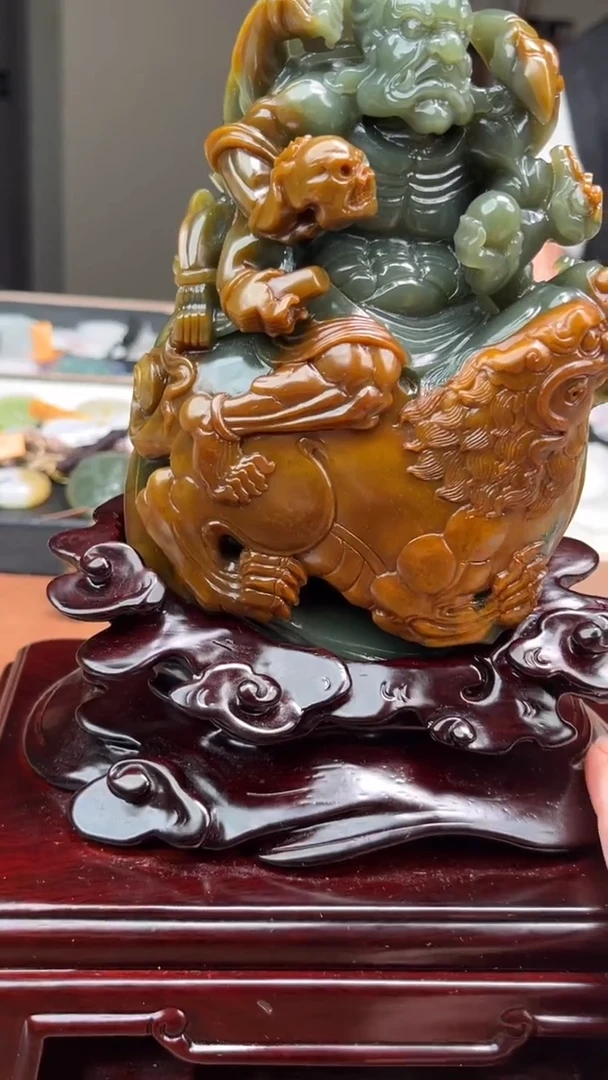 颈饰未镶嵌和田玉虫*321312