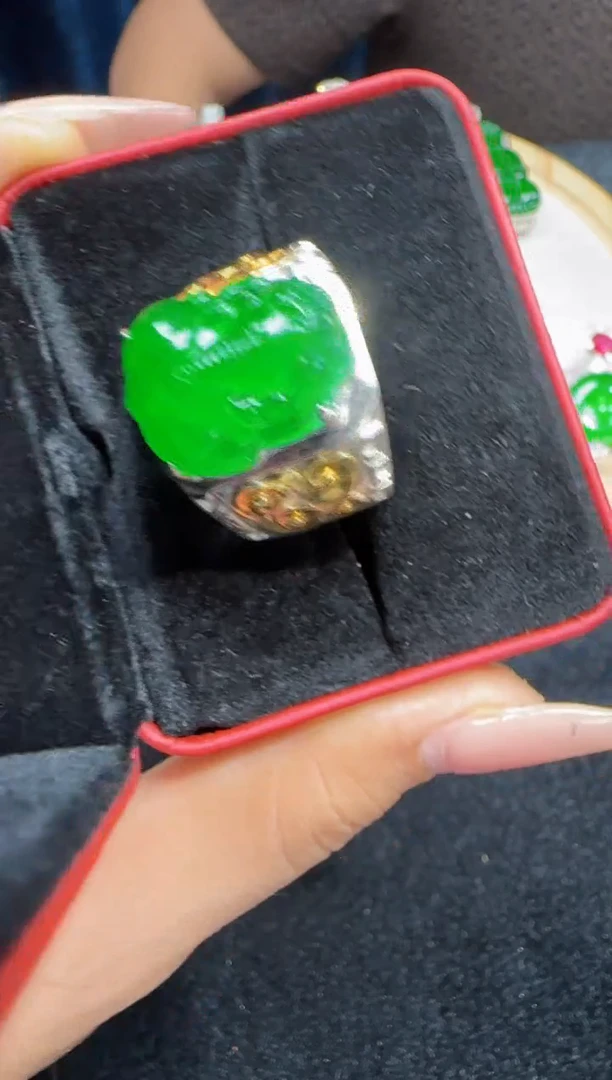 未镶嵌定制翡翠翡翠戒指356