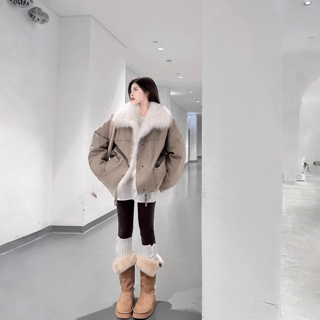 韩版复古卡其色2025冬季翻领高级感夹棉厚外套洋气独特别致小棉袄