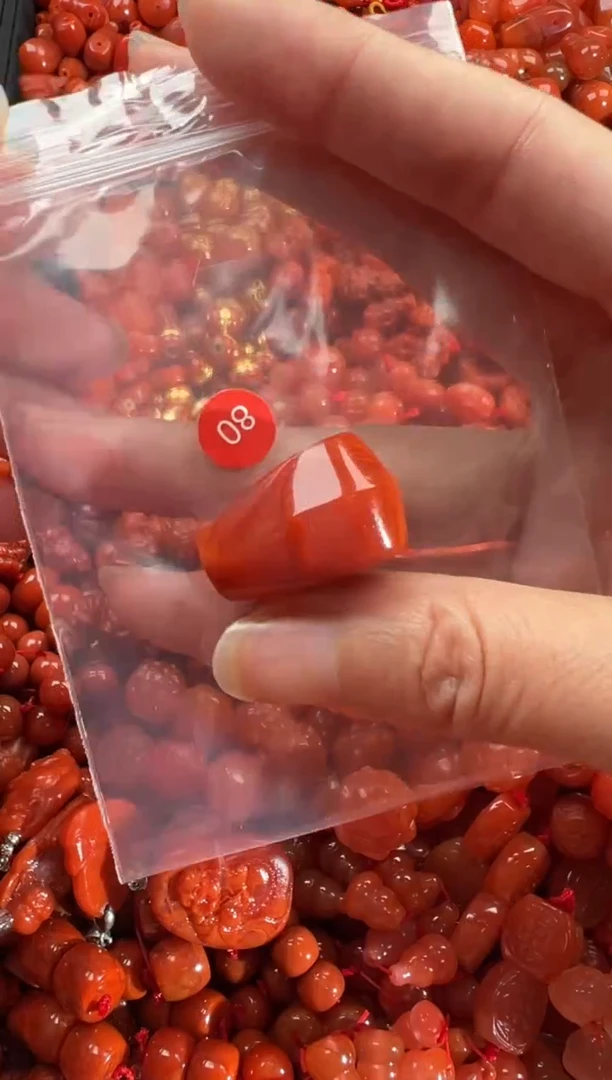 【闪购商品】南红玛瑙颈饰未镶嵌1