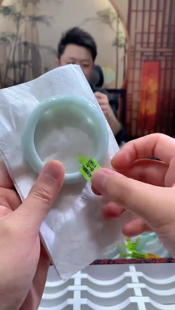 未镶嵌手镯翡翠000087024