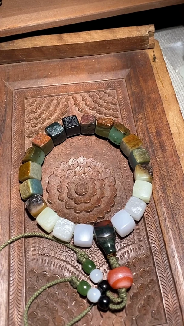 未镶嵌和田玉挂件BLW1225-100