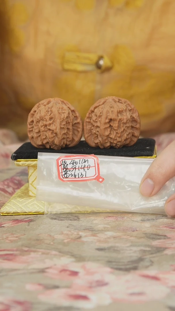 把件文玩核桃白狮子微修