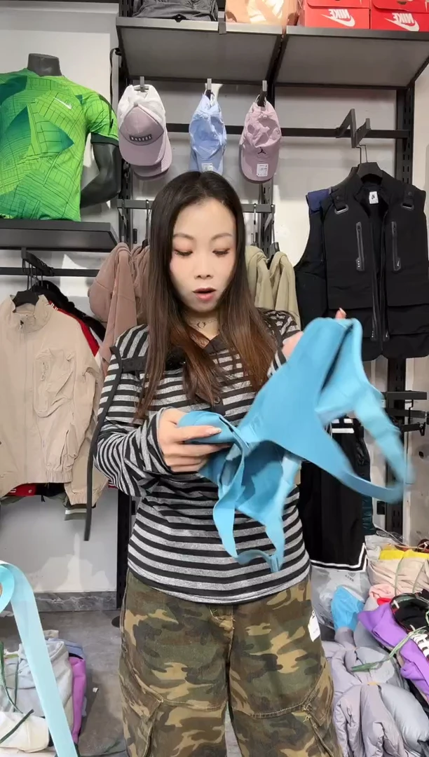 1094编码 瑕疵款直播间过款为准 尺码