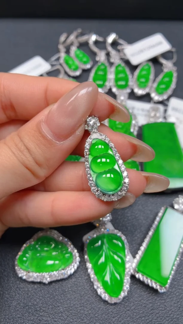 吊坠(不含链)银S925镶嵌翡翠1