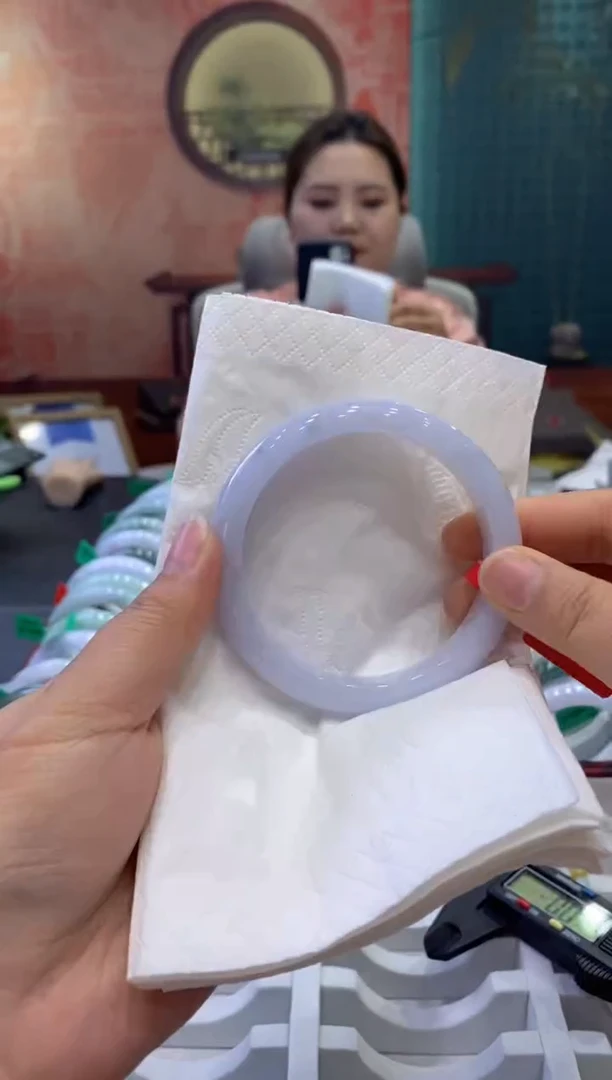 【闪购商品】翡翠手镯未镶嵌多人0006359