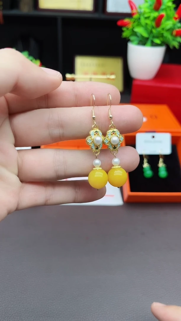 【闪购商品】玛瑙/玉髓耳钉银S925镶嵌330000