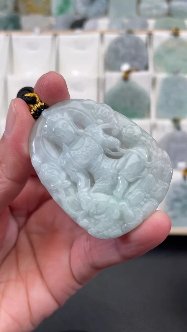 颈饰未镶嵌翡翠天然缅甸翡翠A货224