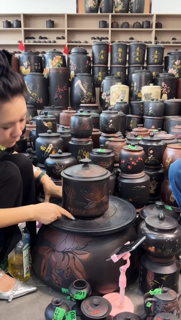 罐瑕疵茶叶罐  521  鼓盖 小五饼 荷花