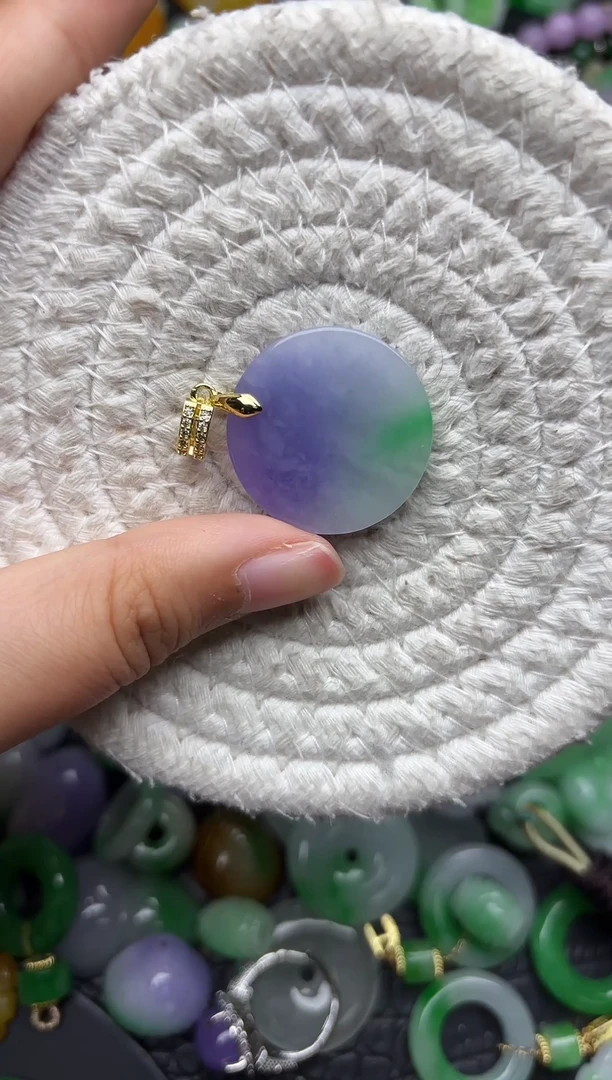 颈饰未镶嵌翡翠缅甸翡翠吊坠