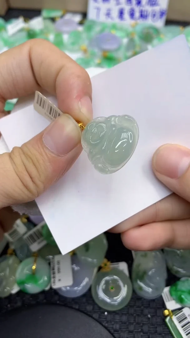 颈饰18K金镶嵌翡翠天然缅甸A货翡翠