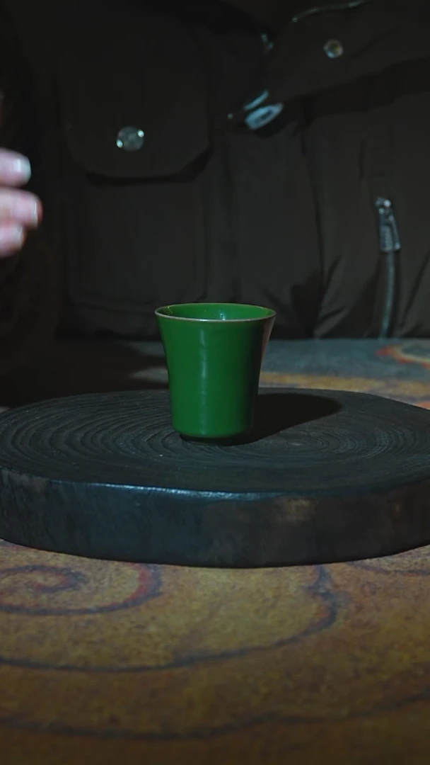 绿闻香杯