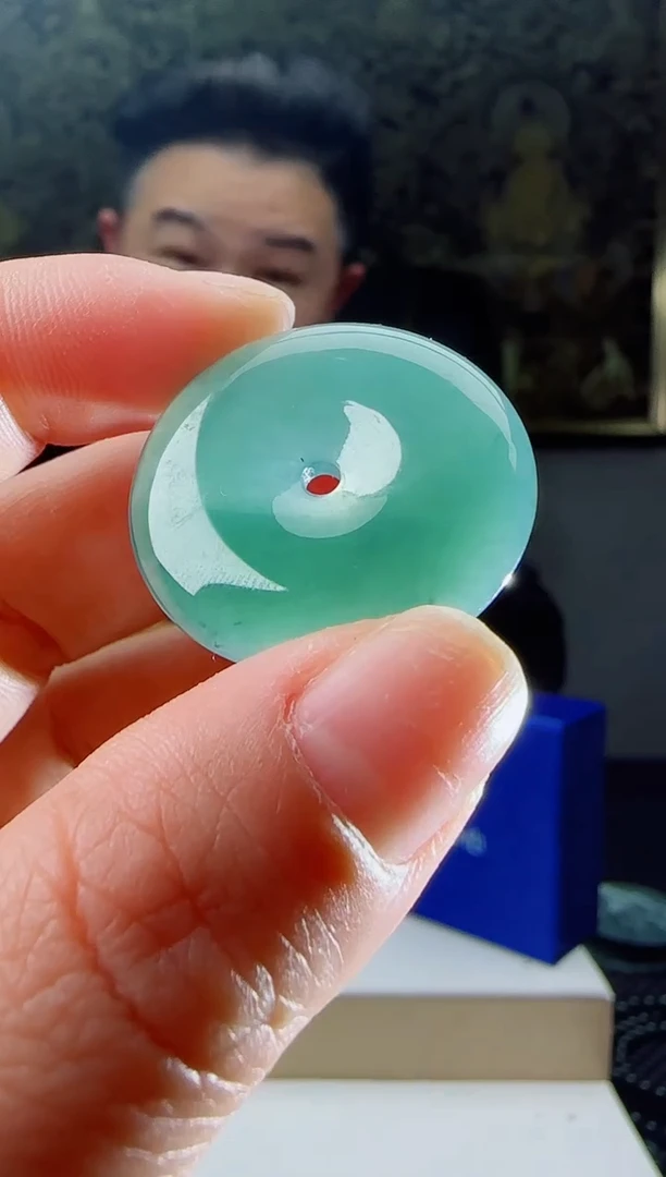 【闪购商品】翡翠颈饰未镶嵌1111111111