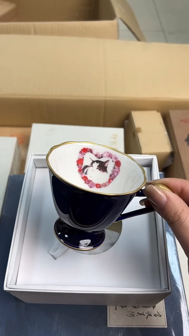 皮小桃瓷器 都是大漂亮