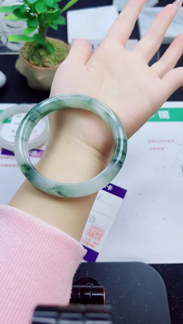 未镶嵌手镯石英质玉6-62/63