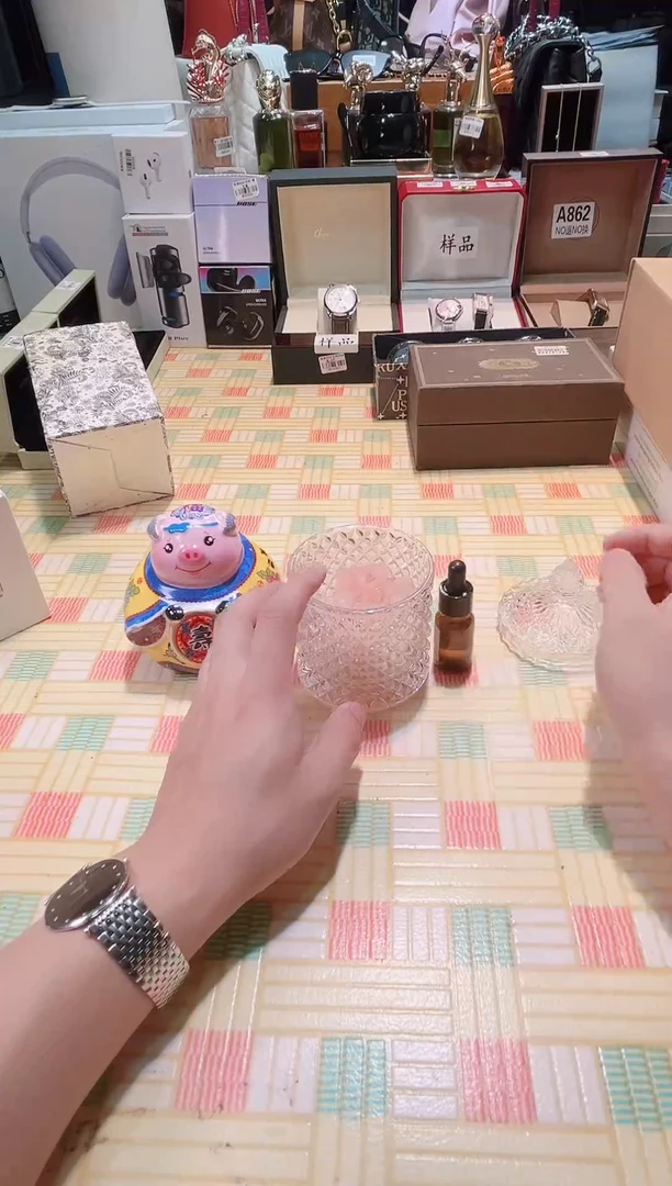 瓷片瓷器 库房到期 全部地板价@@1
