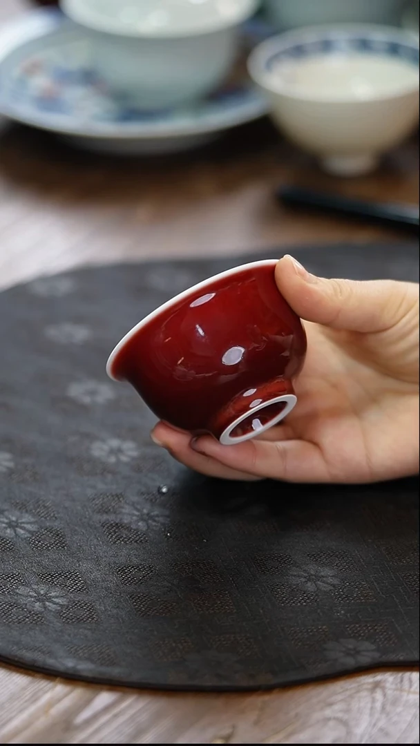 瓷景德镇陶瓷茶器郎红小压手80cc