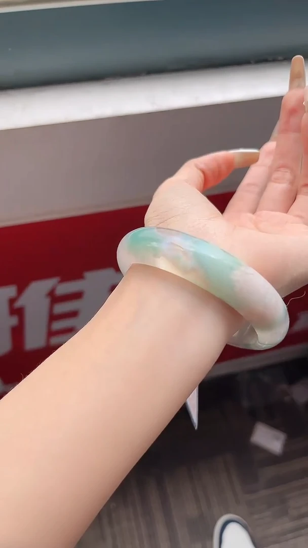 未镶嵌手镯石英质玉瑾圈口（赠品镯心）