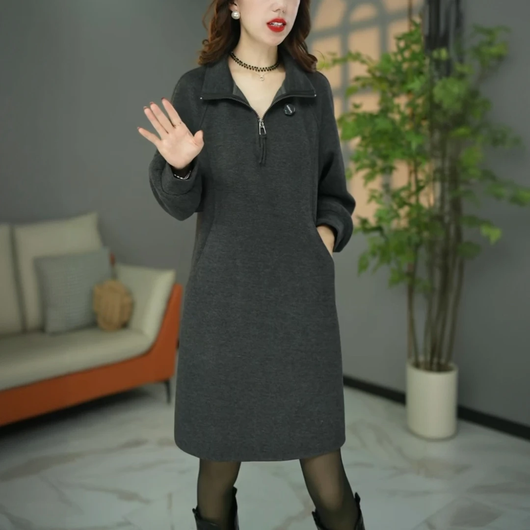 高档欧版慵懒风宽松加厚保暖长袖连衣裙女2025冬季洋气中长款裙子