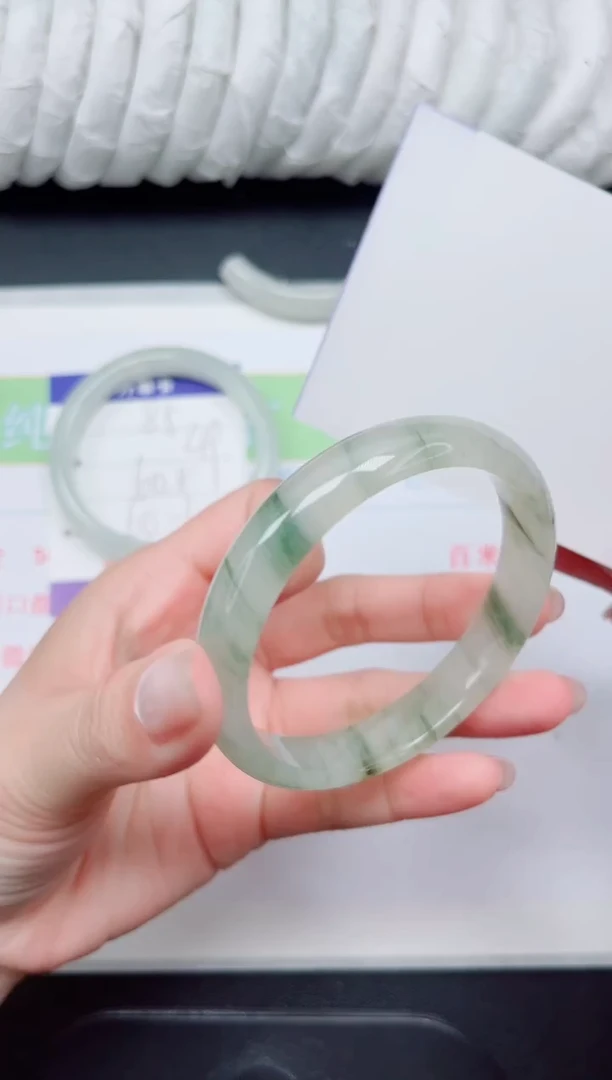 【闪购商品】石英质玉手镯未镶嵌86-60.1