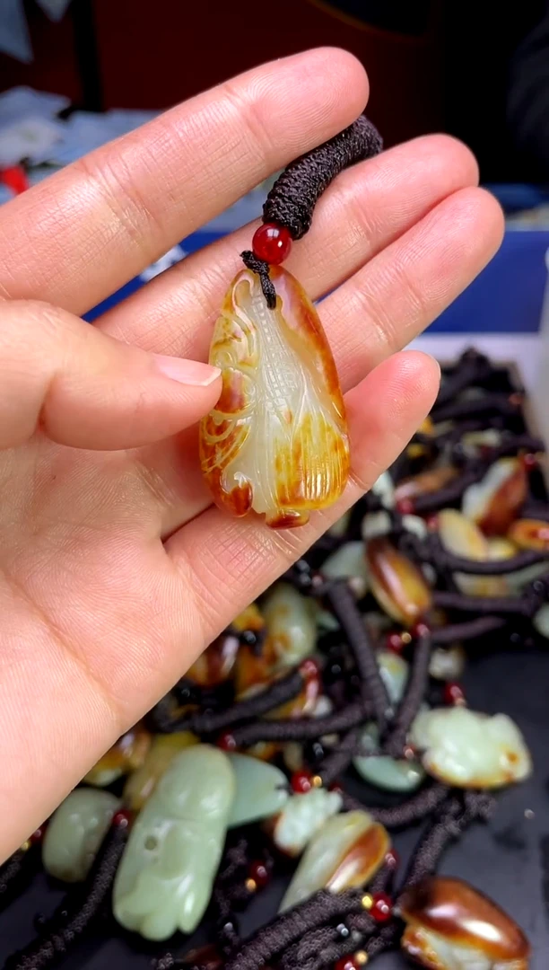 【闪购商品】和田玉颈饰未镶嵌1