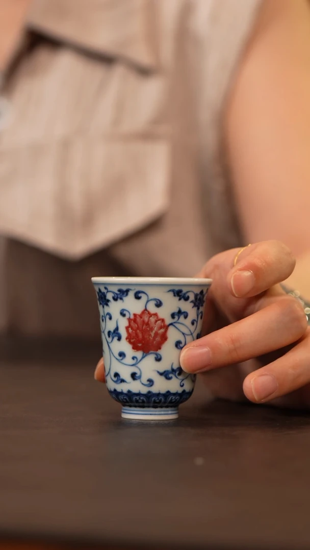和然釉里红闻香杯