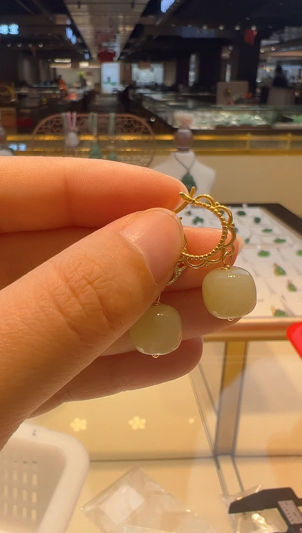 【闪购商品】和田玉耳饰银S925镶嵌15