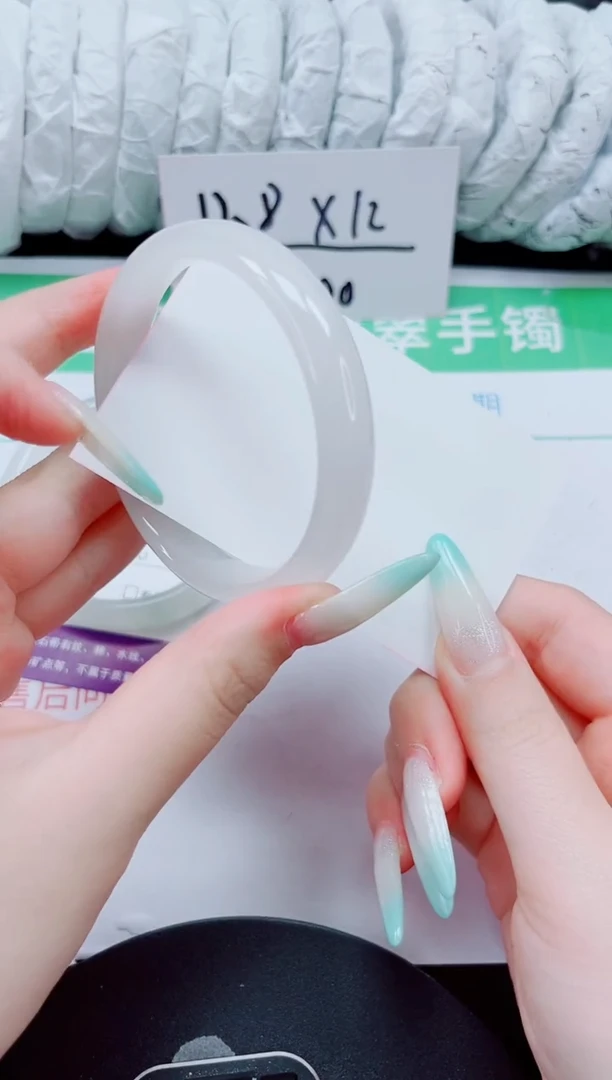 石英质玉手镯未镶嵌196-55/56