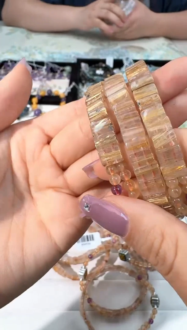 水晶手链银S925镶嵌M029金发手牌款发货多样性发其一