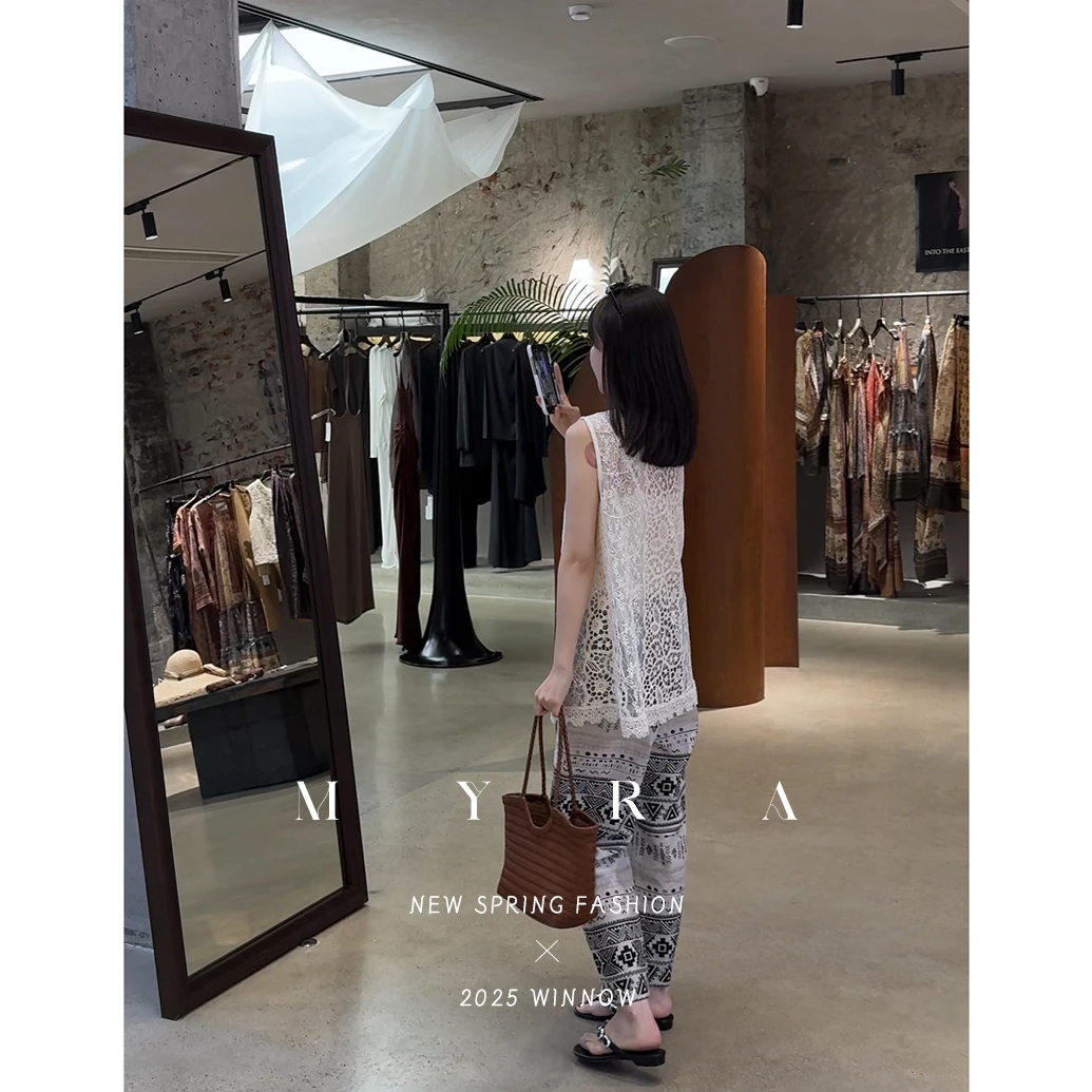 MYRA"嫣然”蕾丝拼接设计无袖马甲罩衫XM02568