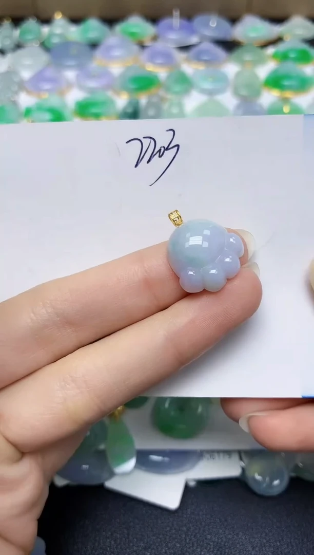 翡翠未镶嵌颈饰天然缅甸翡翠A货