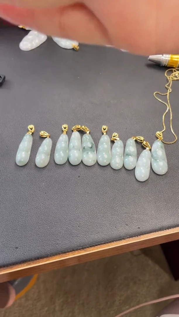 翡翠未镶嵌吊坠(不含链)多样性发一