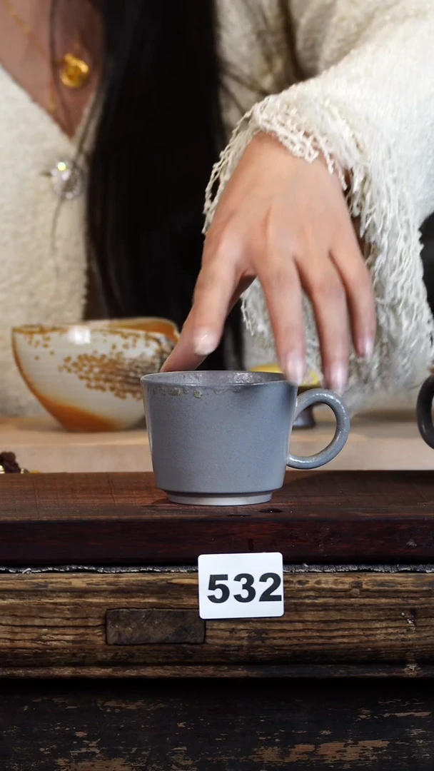 瓷片见山北野见山北野