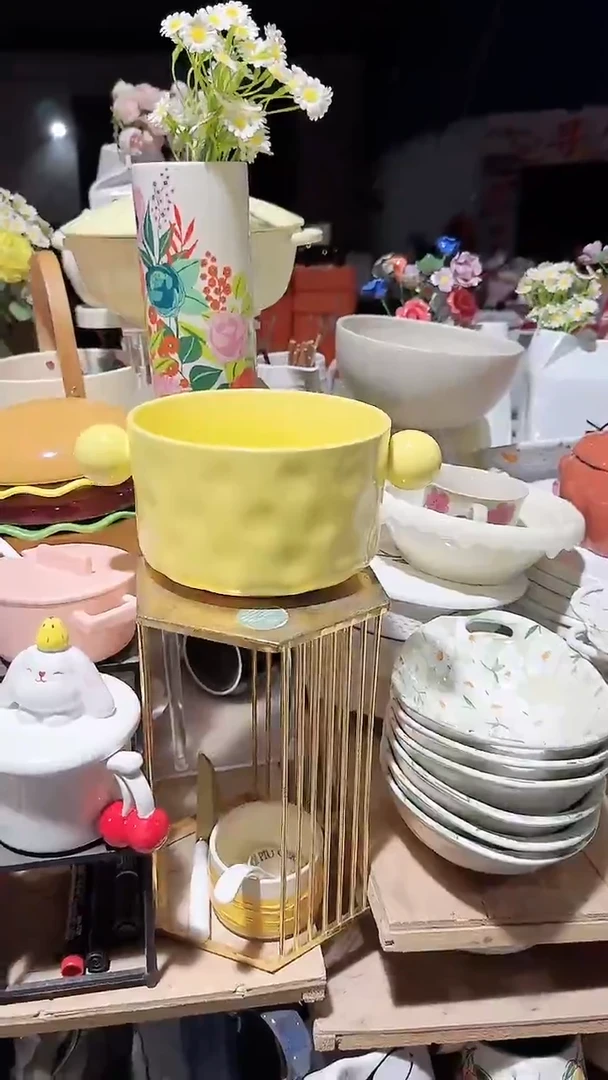 陶瓷奶油黄球球双耳碗微瑕 凑满20元包邮